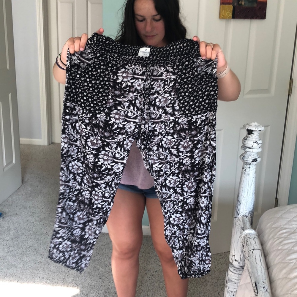 American Eagle Cropped Boho Pants